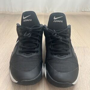 Nike Air Max Men's Black and White Sneakers